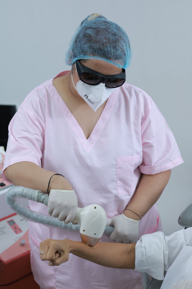 Aesthetic procedure